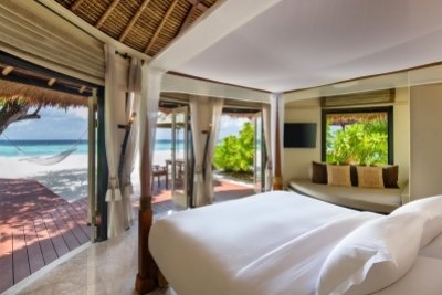 Beachfront Pool Villa 